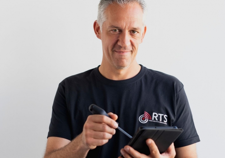 Gio zoekt collega technieker bij RTS in Ieper 